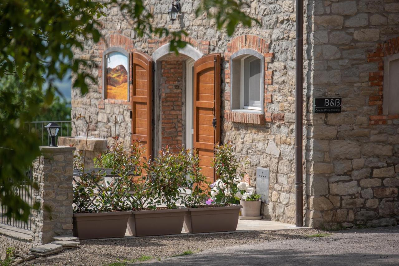 Casale Monte Valestra Bed & Breakfast Bebbio Dış mekan fotoğraf